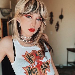 Meet your Posher, Sierra